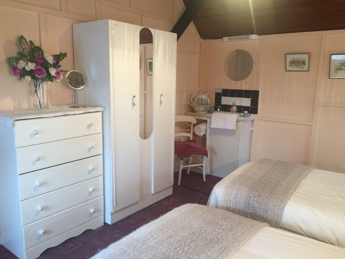 Cummins Cottages Ballycrossaun المظهر الخارجي الصورة